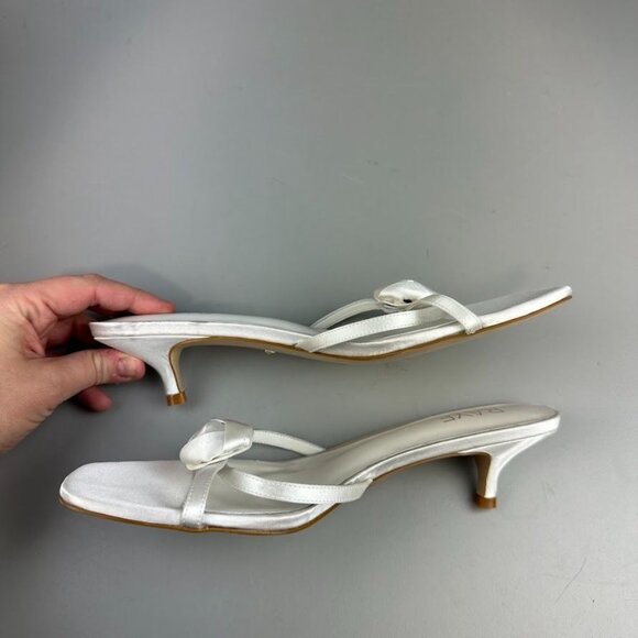 RAYE Ali Sandal in Ivory - Picture 5 of 9
